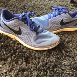 Nike Frees Running Shoes